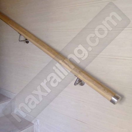 Парапет по стена